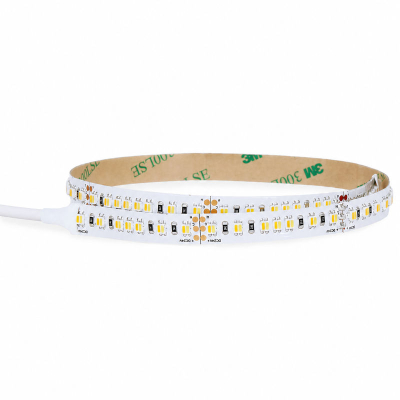 Dynamisk vit LED-strip 2200K-4000K 24V IP68