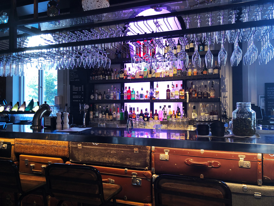 rgb-led-bar-restaurang