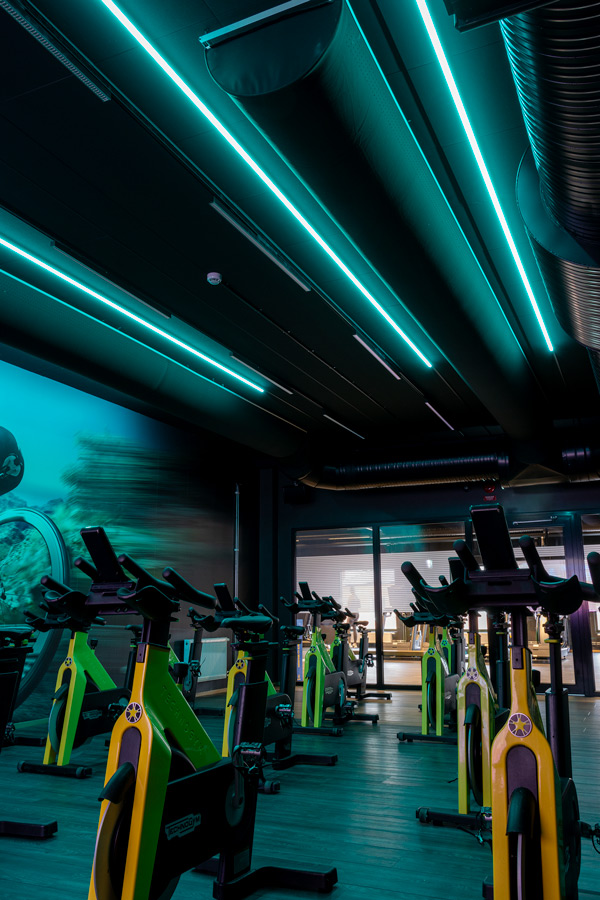 nordic-wellness-fitness-rgb-belysning
