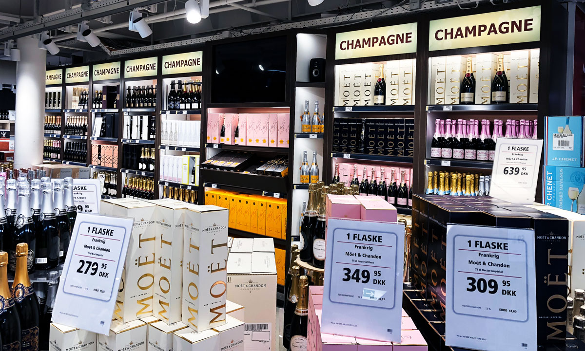 Belysning hyllställ dryck